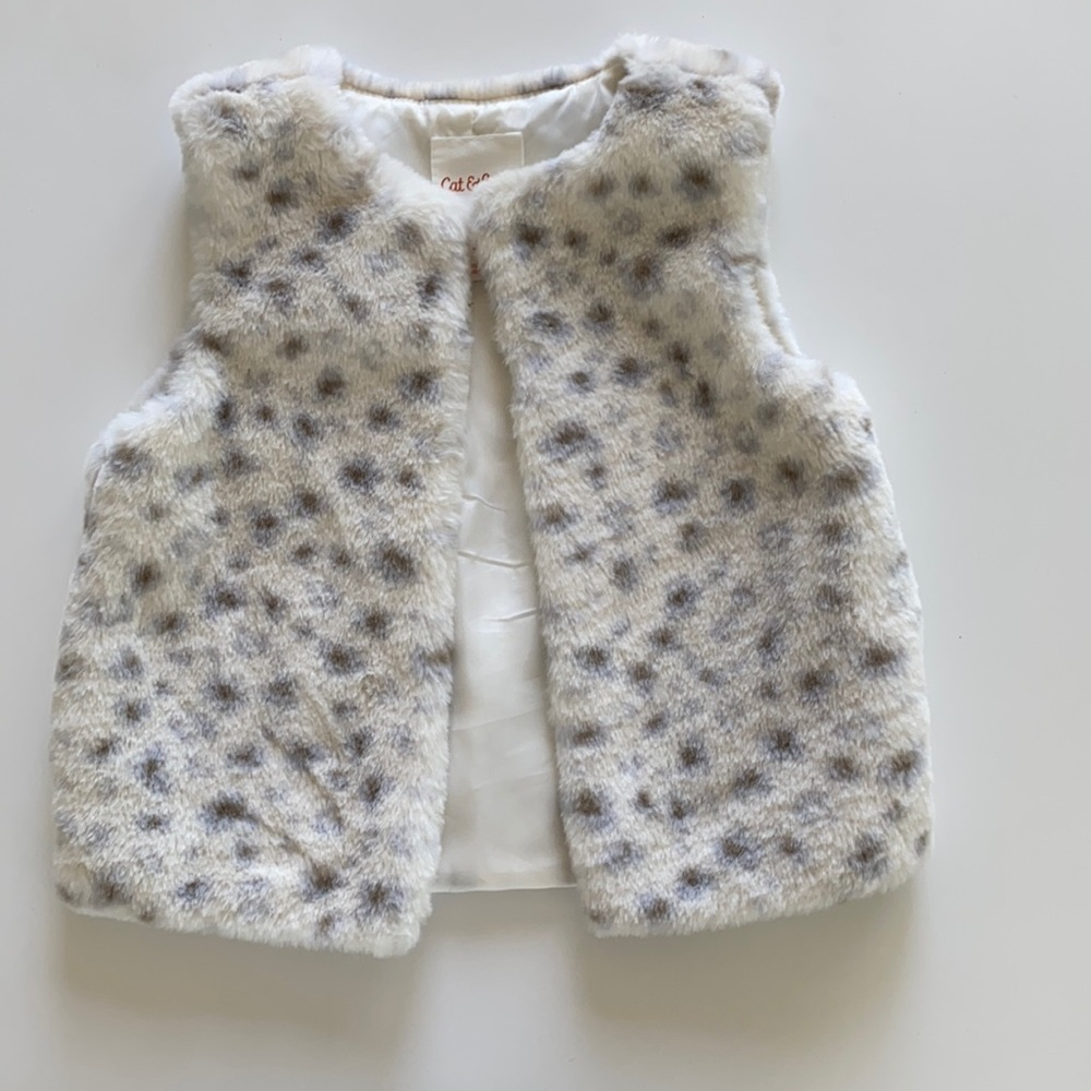 Adorable Girl’s Teddy Vest